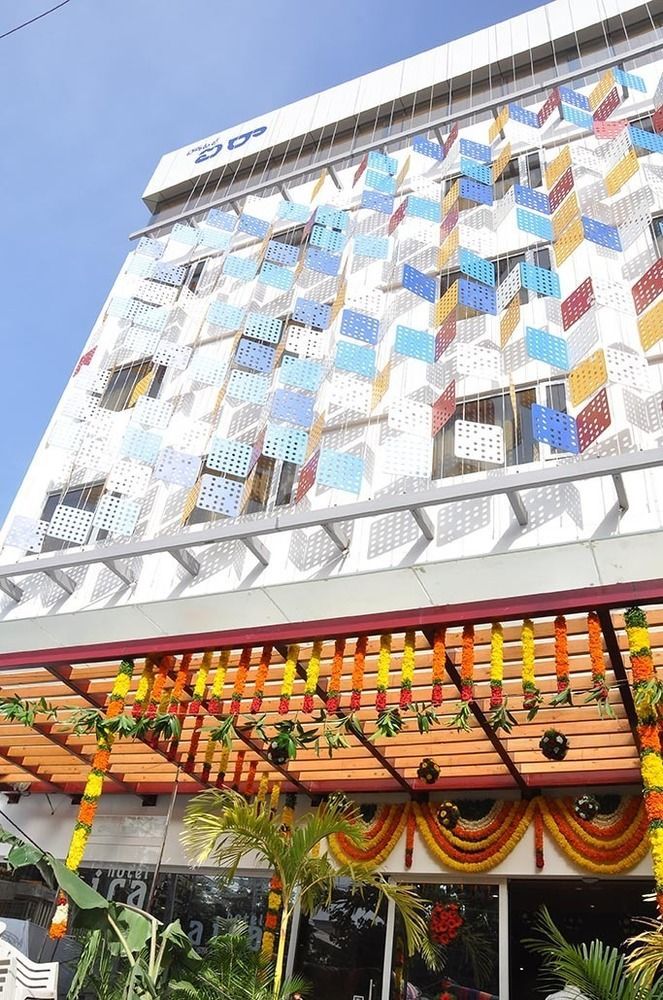 Hotel Aira Vidzsajavádá Kültér fotó